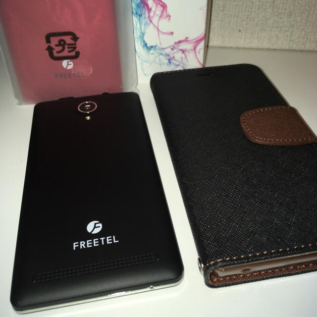 ANDROID(アンドロイド)のおまけ付 超美品 FREETEL フリーテル Priori3 LTE スマホ/家電/カメラのスマートフォン/携帯電話(スマートフォン本体)の商品写真