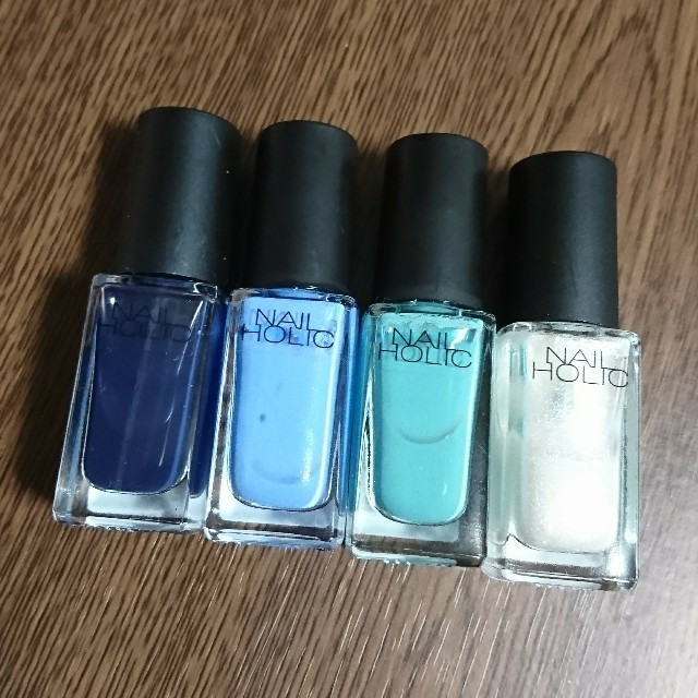 NAIL HOLIC(ネイルホリック)のネイルホリック 10本セット コスメ/美容のネイル(マニキュア)の商品写真