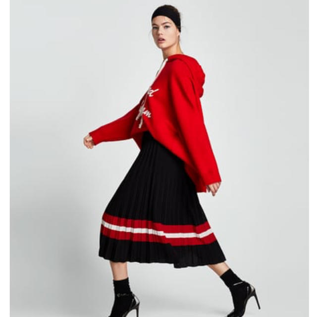 ZARA(ザラ)のzaZARA今期プリーツスカート レディースのスカート(ひざ丈スカート)の商品写真