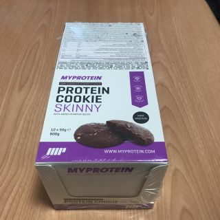 マイプロテイン(MYPROTEIN)のマイプロテイン  スキニー クッキー ダークチョコレート&ベリー12枚(ダイエット食品)