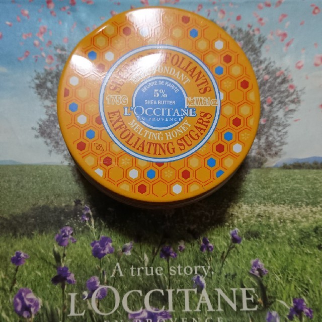 L'OCCITANE(ロクシタン)の限定品 ロクシタン シアハニー シュガースクラブ 175g  新品 コスメ/美容のボディケア(ボディスクラブ)の商品写真