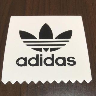 アディダス(adidas)の【縦7.2cm横7cm】adidas   ステッカー(ステッカー)