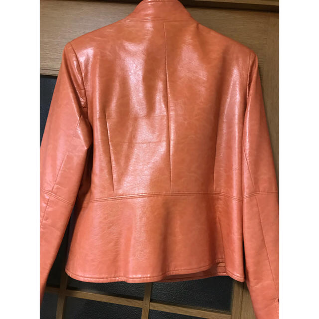 PLUSIV オレンジ レザージャケット レディースのジャケット/アウター(テーラードジャケット)の商品写真