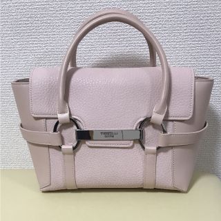 スピックアンドスパン(Spick & Span)の入学式にも❣️新品❣️完売商品❣️FIORELLI ハンドバッグ(ハンドバッグ)