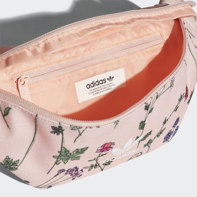 adidas(アディダス)の【新品/即発送OK】adidas オリジナルス ウエストバッグ ピンク 花柄 レディースのバッグ(ボディバッグ/ウエストポーチ)の商品写真