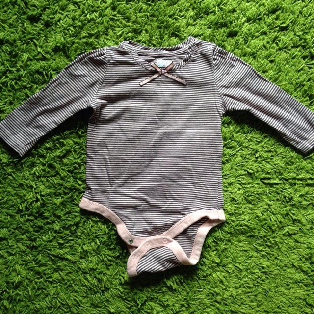 babyGAP(ベビーギャップ)のbabyGapセット サイズ80 キッズ/ベビー/マタニティのベビー服(~85cm)(ロンパース)の商品写真
