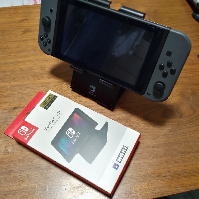 Nintendo Switch(ニンテンドースイッチ)のスイッチ　プレイスタンド エンタメ/ホビーのゲームソフト/ゲーム機本体(その他)の商品写真