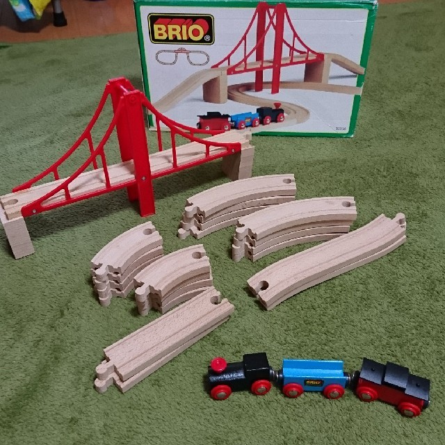 BRIO(ブリオ)のさーや様専用  BRIO 木の電車のおもちゃ キッズ/ベビー/マタニティのおもちゃ(電車のおもちゃ/車)の商品写真