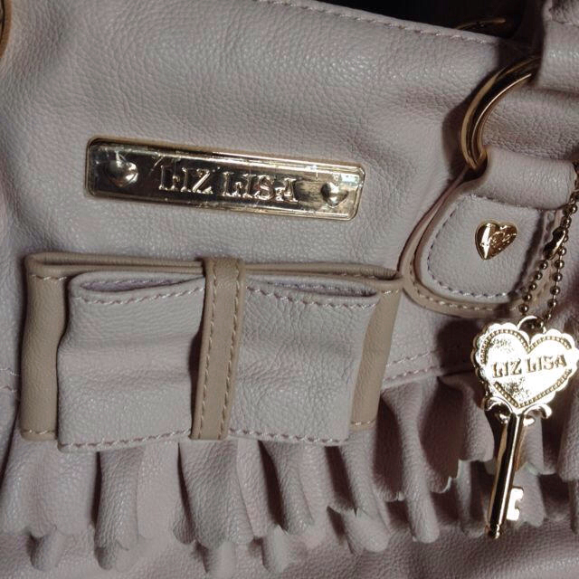 LIZ LISA(リズリサ)の【新品】薄ピンク×ベージュ バッグ レディースのバッグ(ショルダーバッグ)の商品写真
