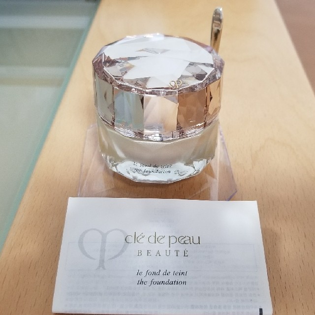 Cle de Peau BEAUTE♡ルフォンドゥタン OC10