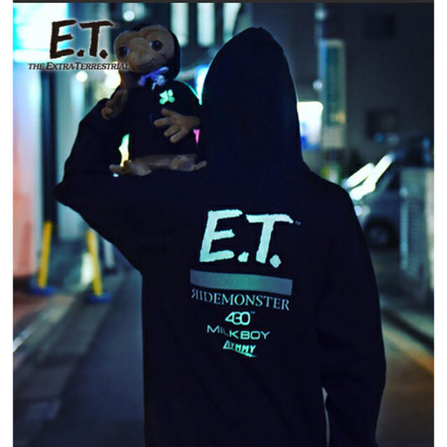 MILKBOY(ミルクボーイ)の【土日2日間限定セール!!】   MILKBOY  E.T.コラボパーカー メンズのトップス(パーカー)の商品写真