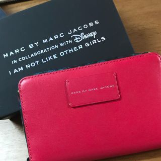 マークバイマークジェイコブス(MARC BY MARC JACOBS)のMARC BY MARCJACOBS アリスコラボ 中財布(財布)