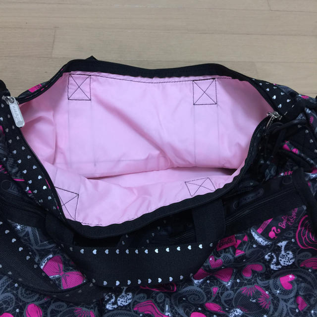 LeSportsac(レスポートサック)のレスポトサック☆バービー☆7185 レディースのバッグ(ボストンバッグ)の商品写真