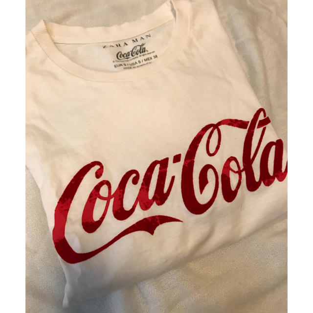 ZARA(ザラ)のメンズtee ユニセックス コカコーラtee 美品 レディースのトップス(Tシャツ(半袖/袖なし))の商品写真