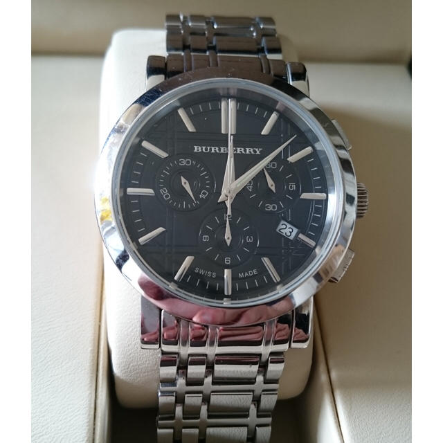 美品 BURBERRY バーバリー ヘリテージ 腕時計 並行輸入品 付属品完備 美品 BURBERRY バーバリー ヘリテージ 腕時計 並行輸入品 付属品完備