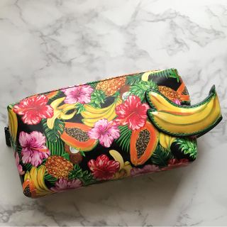 マック(MAC)のMAC 限定 Fruity Juicy メイクアップバッグ🍍🍌🌺(ポーチ)