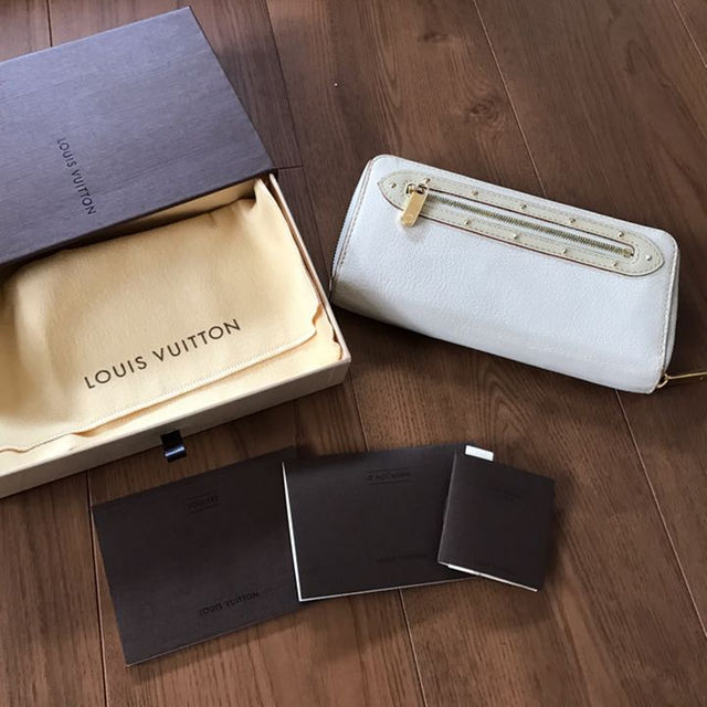 LOUIS VUITTON - ルイヴトン スハリ 値下げ中の通販 by あじゅそん's shop｜ルイヴィトンならラクマ