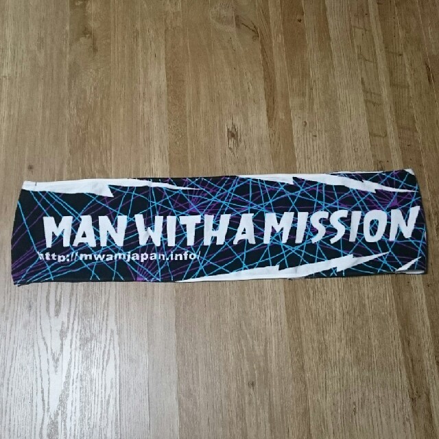 MAN WITH A MISSION(マンウィズアミッション)のマンウィズ マフラータオル 2017tourVer. エンタメ/ホビーのタレントグッズ(ミュージシャン)の商品写真