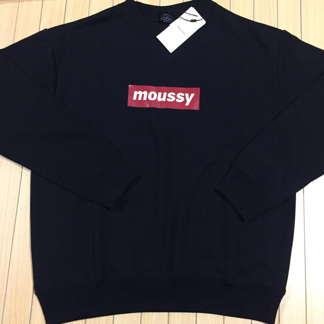 MOUSSY ボックスロゴトレーナー