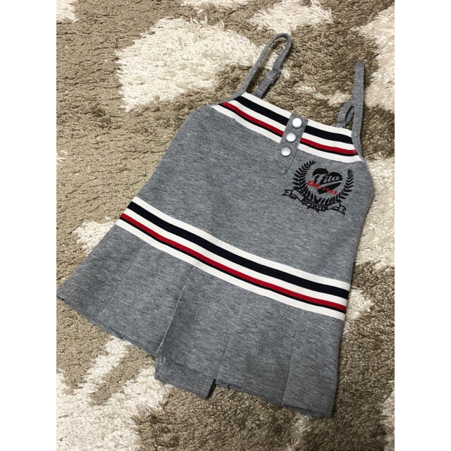 FILA(フィラ)の☆フィラ☆かわいい水着 100 グレー キッズ/ベビー/マタニティのキッズ服女の子用(90cm~)(水着)の商品写真