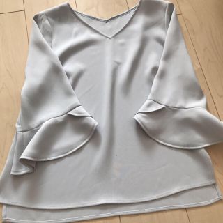 ジャスグリッティー(JUSGLITTY)のジャスグリッティー ラッフルブラウス 春(シャツ/ブラウス(半袖/袖なし))