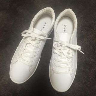 ザラ(ZARA)のzara 白 スニーカー (スニーカー)