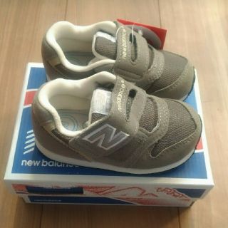 ニューバランス(New Balance)の箱なし　ニューバランス ベビー スニーカー
14.5cm グレー(スニーカー)