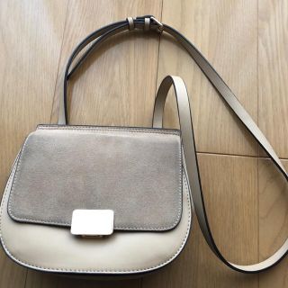 ザラ(ZARA)のZARA ザラ ショルダーバッグ ベージュ(ショルダーバッグ)