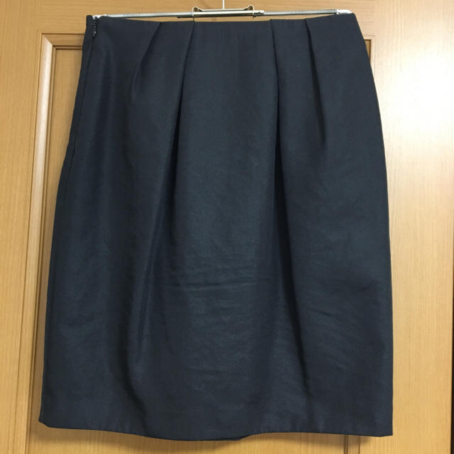 UNITED ARROWS(ユナイテッドアローズ)のUNITED ARROWS☆黒スカート レディースのスカート(ひざ丈スカート)の商品写真