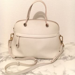 フルラ(Furla)のFURLA パイパーバック ホワイト(ショルダーバッグ)