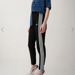 マウジー(moussy)のMOUSSY adidas パンツ W3STRENKAMSY (カジュアルパンツ)