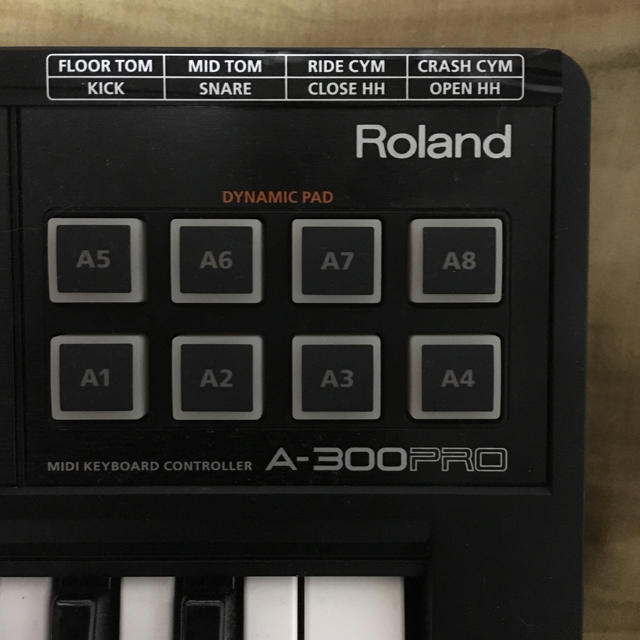 Roland(ローランド)のもちっこ様専用Roland A-300 MIDIキーボード 楽器のDTM/DAW(MIDIコントローラー)の商品写真