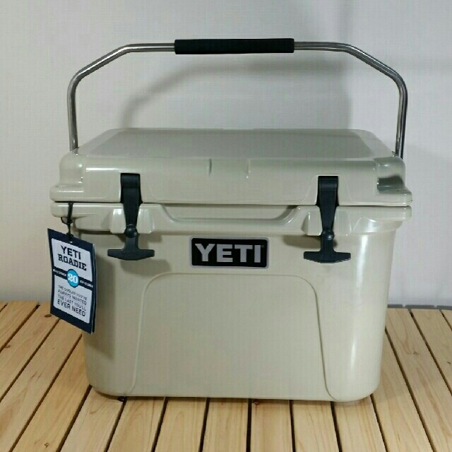 新品/正規□YETI□イエティ ローディ20□TAN タンカラー□キャンプの