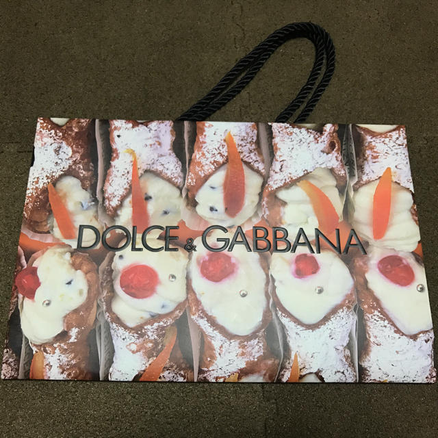 DOLCE&GABBANA(ドルチェアンドガッバーナ)のドルチェ&ガッバーナ 限定デザイン 紙袋 ショップ袋 美品 メンズのバッグ(その他)の商品写真