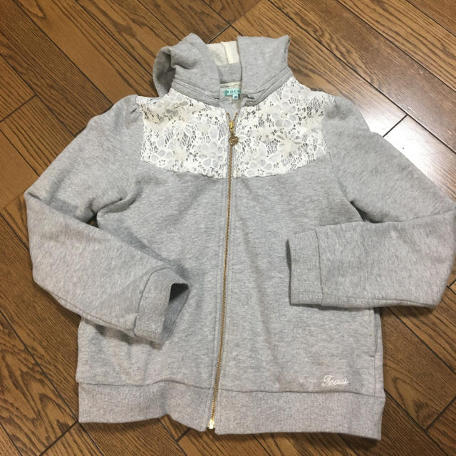 TOCCA(トッカ)のトッカ パーカー 140 キッズ/ベビー/マタニティのキッズ服女の子用(90cm~)(ジャケット/上着)の商品写真