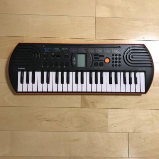 カシオ(CASIO)のキーボード【送料込】(キーボード/シンセサイザー)