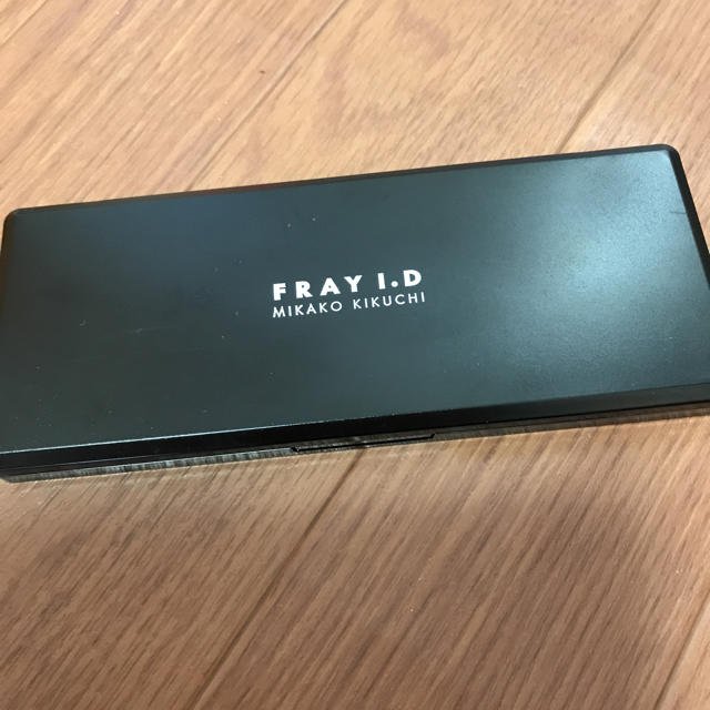 FRAY I.D(フレイアイディー)のオトナミューズ 付録 FRAYI.D コスメパレット コスメ/美容のベースメイク/化粧品(アイシャドウ)の商品写真