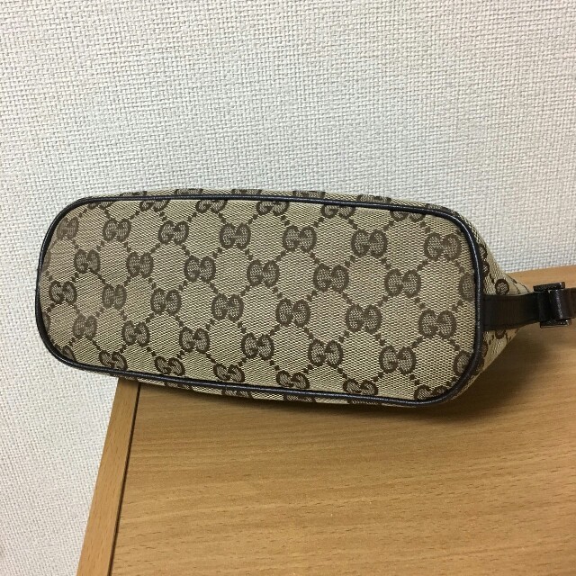 Gucci(グッチ)の美品 GUCCI アクセサリーポーチ レディースのファッション小物(ポーチ)の商品写真