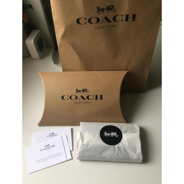 COACH(コーチ)の3/12までお値下げCoach 新品キーケース レディースのファッション小物(キーケース)の商品写真