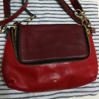 アニヤハインドマーチ(ANYA HINDMARCH)の美品 アニヤハインドマーチ マキシZIPショルダー(ショルダーバッグ)