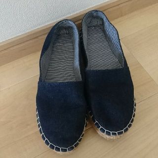 ザラ(ZARA)のＺＡＲＡ デニム くつ スリッポン(スリッポン/モカシン)