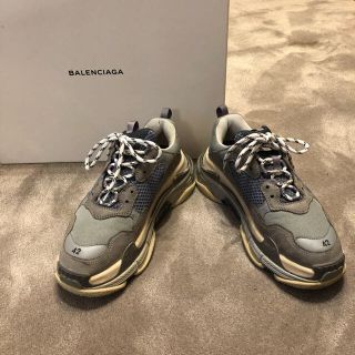 バレンシアガ(Balenciaga)の 国内購入 イタリア製 バレンシアガ トリプルs 42 グレー (スニーカー)