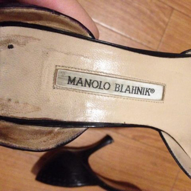 MANOLO BLAHNIK(マノロブラニク)のマノロブラニク レザーパンプス👠 レディースの靴/シューズ(ハイヒール/パンプス)の商品写真