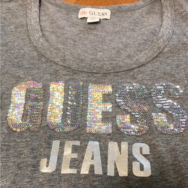 GUESS(ゲス)の16日出品終了 未使用  ❃ GUESS Tシャツ ❃ レディースのトップス(Tシャツ(半袖/袖なし))の商品写真