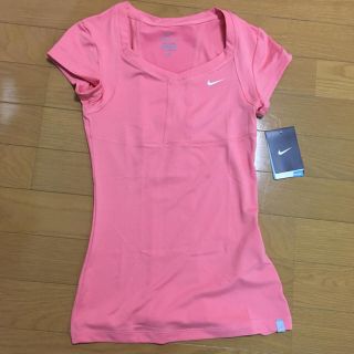 ナイキ(NIKE)の新品 ナイキ レディースシャツ(ウェア)