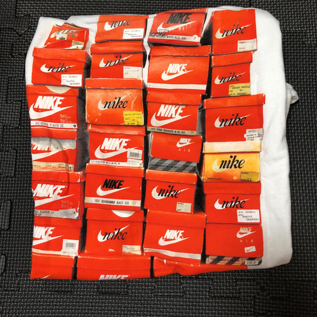 NIKE(ナイキ)のNIKE Tシャツ レディースのトップス(Tシャツ(半袖/袖なし))の商品写真