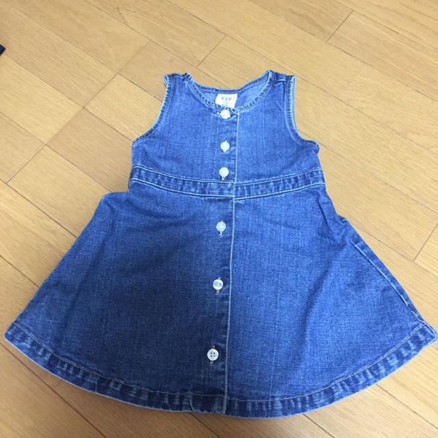 GAP(ギャップ)のGAP ジャンパースカート 18~24ヶ月サイズ キッズ/ベビー/マタニティのキッズ服女の子用(90cm~)(その他)の商品写真