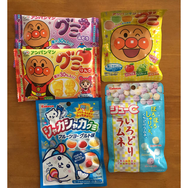 アンパンマン(アンパンマン)のアンパンマン グミ その他駄菓子 お菓子 食品/飲料/酒の食品(菓子/デザート)の商品写真