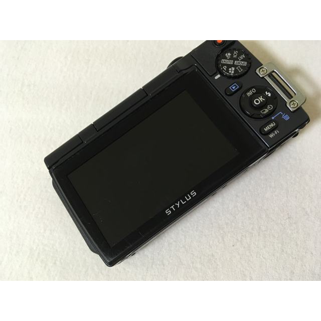 OLYMPUS(オリンパス)の❤️値下げ❤️OLYMPUS TG-860 ブラック Wi-Fi 防水 スマホ/家電/カメラのカメラ(コンパクトデジタルカメラ)の商品写真