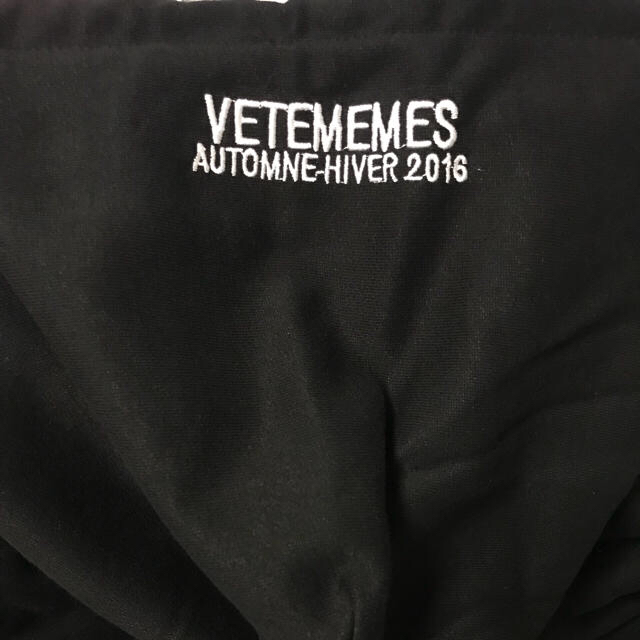 vetememes Metal Hoodie vetements supreme メンズのトップス(パーカー)の商品写真